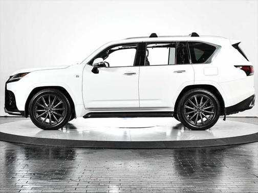 2023 Lexus LX 600 Base