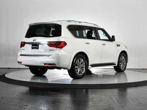 2020 INFINITI QX80 Luxe