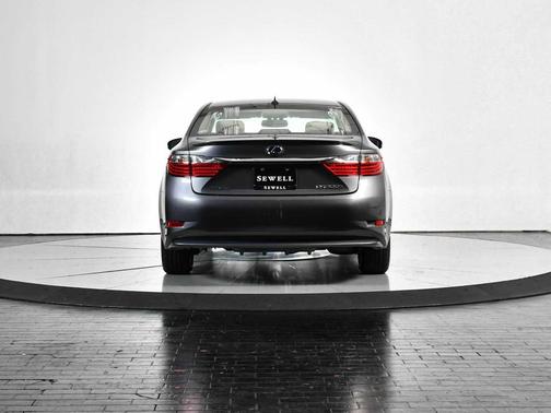 2013 Lexus ES 300h Base