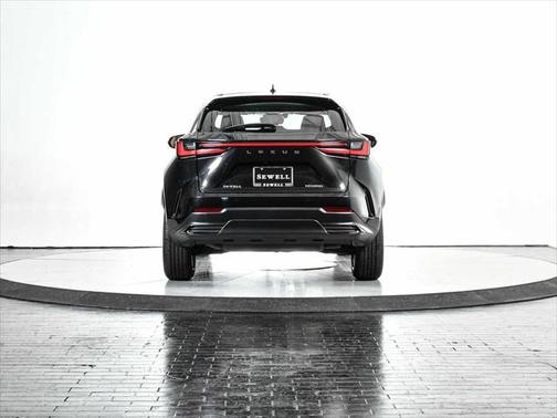 2025 Lexus NX 250 Base