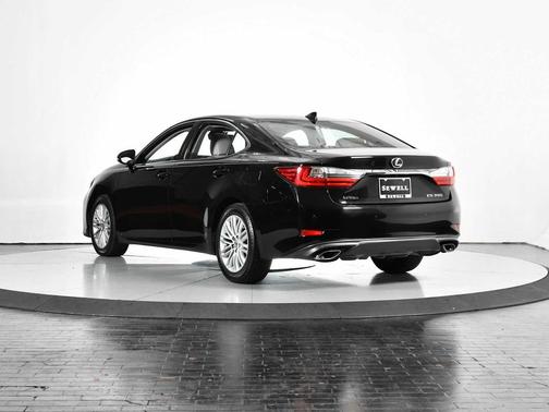 2017 Lexus ES 350 Base