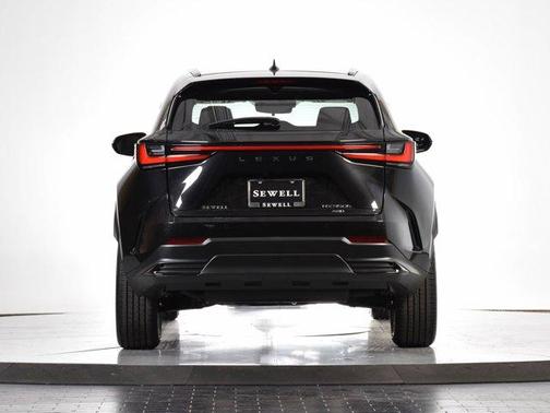 Photo 4 of 27 of 2023 Lexus NX 350h Premium