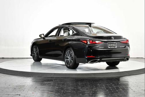 2025 Lexus ES 350 Base