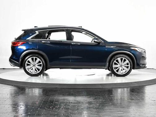 2022 INFINITI QX50 SENSORY