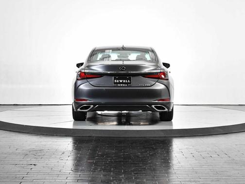 2021 Lexus ES 350 Base