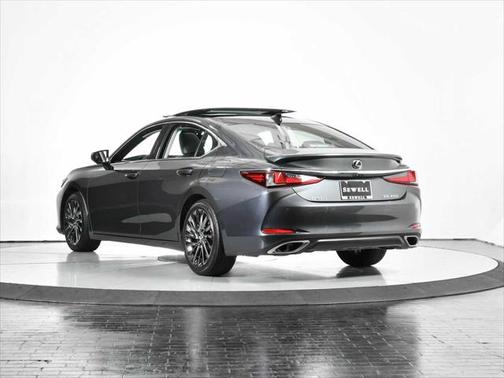 2024 Lexus ES 350 Ultra Luxury