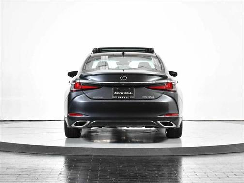 2024 Lexus ES 350 Ultra Luxury