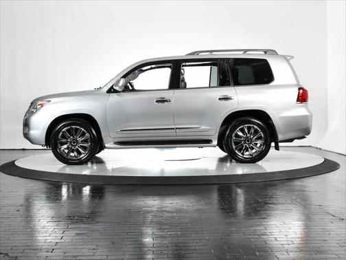 2009 Lexus LX 570 Base