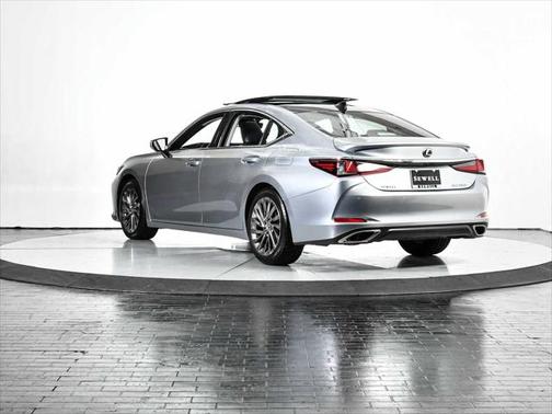 2024 Lexus ES 350 Ultra Luxury