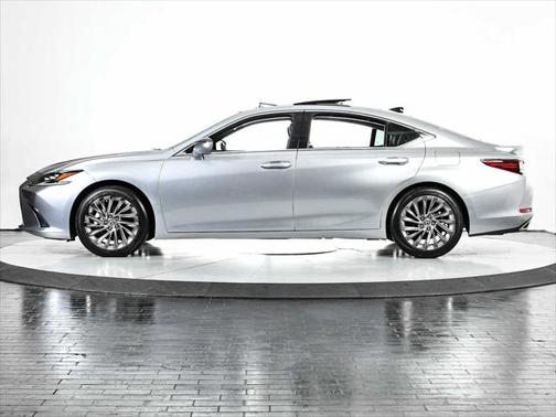 2024 Lexus ES 350 Ultra Luxury