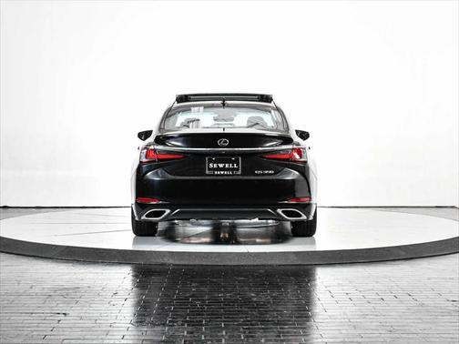 2022 Lexus ES 350 Ultra Luxury