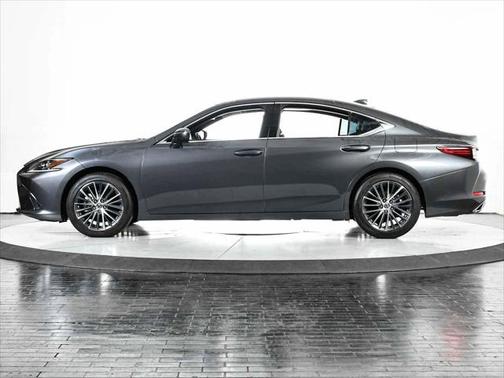 2022 Lexus ES 350 Base