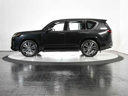 2024 Lexus LX 600 Luxury
