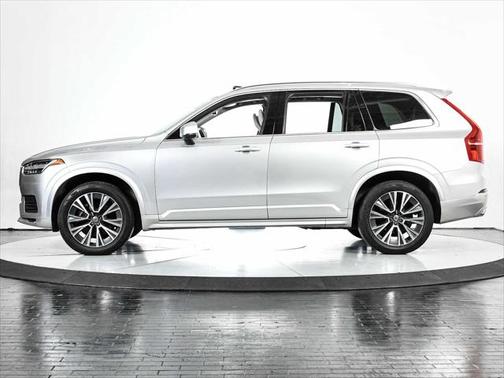 2020 Volvo XC90 T5 Momentum