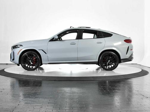 2025 BMW X6 xDrive40i