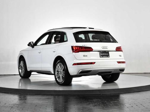 2018 Audi Q5 2.0T Prestige