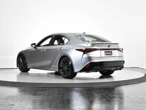 2022 Lexus IS 350 Base