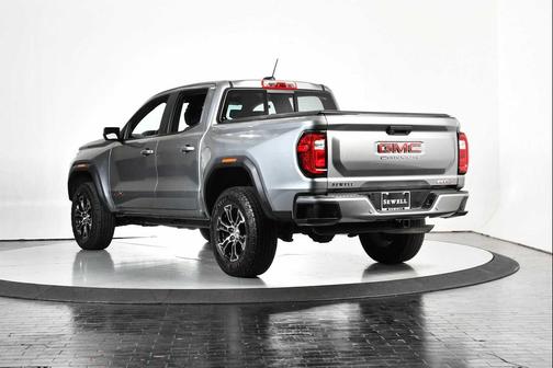 2023 GMC Canyon AT4