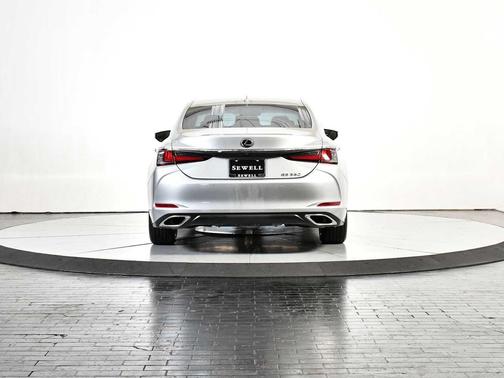 2020 Lexus ES 350 Base