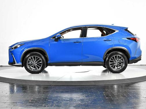 2025 Lexus NX 250 Premium