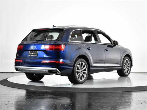 2019 Audi Q7 45 Premium Plus