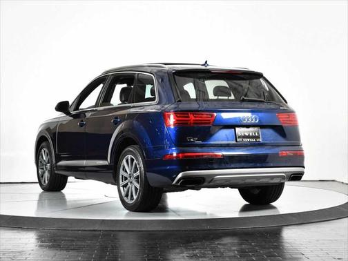 2019 Audi Q7 45 Premium Plus