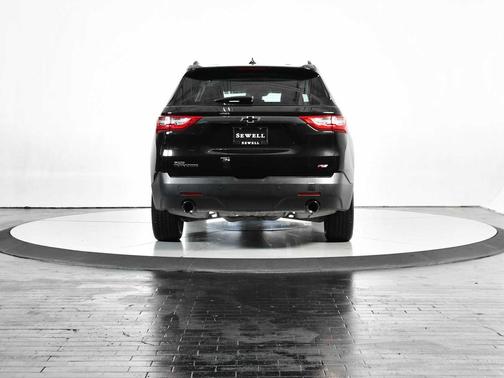 Mosaic Black Metallic 2020 Chevrolet Traverse RS
