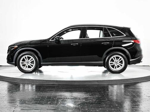 2024 Mercedes-Benz GLC 300 Base