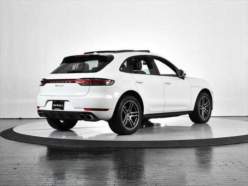 2019 Porsche Macan Base