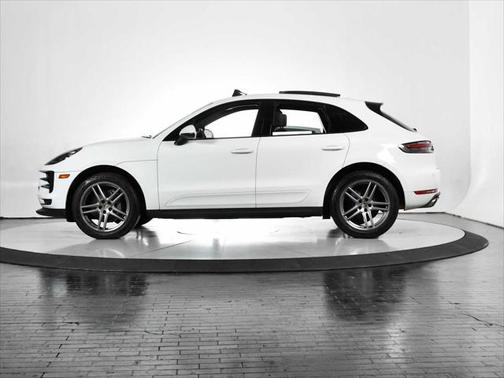 2019 Porsche Macan Base