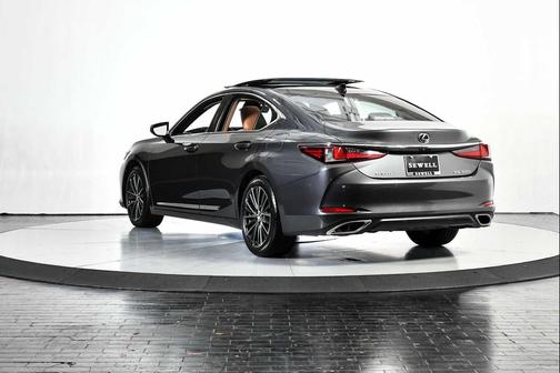 2023 Lexus ES 350 Base