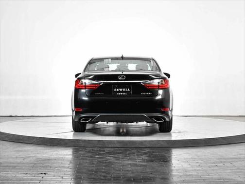 2017 Lexus ES 350 Base