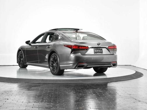 2022 Lexus LS 500 Base