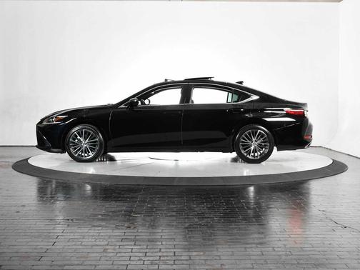 2024 Lexus ES 350 Base