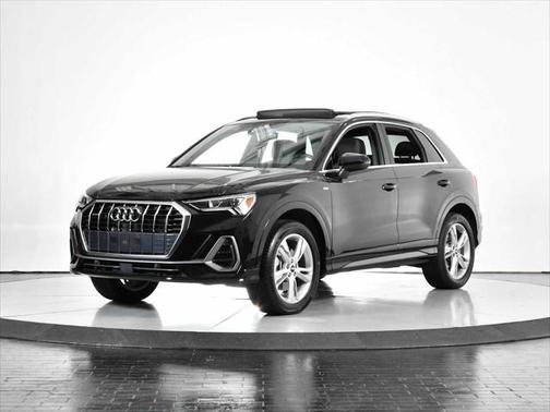 2024 Audi Q3 Premium 45 TFSI S line quattro Tiptronic