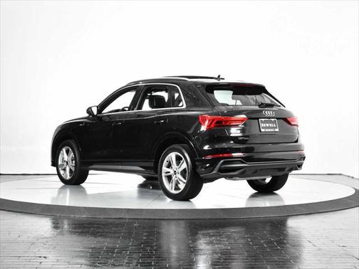 2024 Audi Q3 Premium 45 TFSI S line quattro Tiptronic