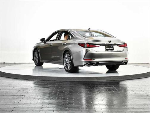 2021 Lexus ES 350 Base