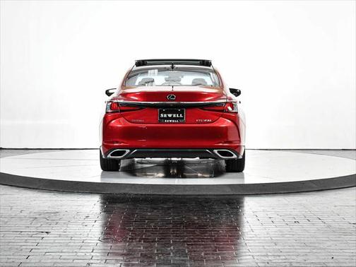 2022 Lexus ES 350 Base