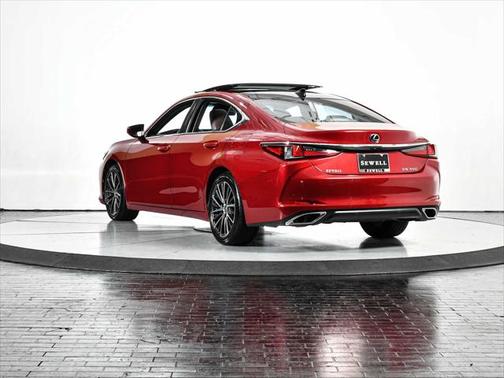 2022 Lexus ES 350 Base