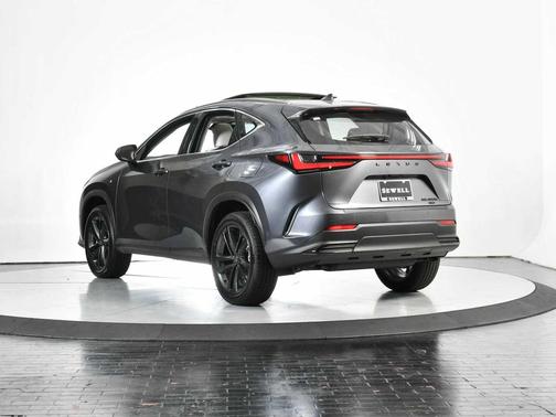 2026 Lexus NX 450h+ Luxury