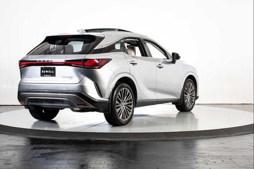 Iridium 2023 Lexus RX 350h Luxury