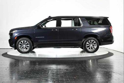 2022 Chevrolet Suburban LT
