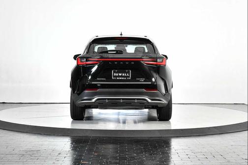 2023 Lexus NX 350 F SPORT Handling