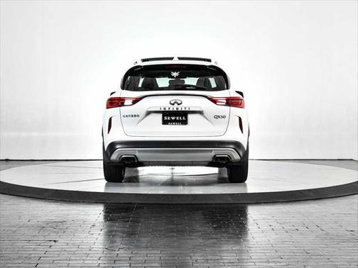 2021 INFINITI QX50 ESSENTIAL