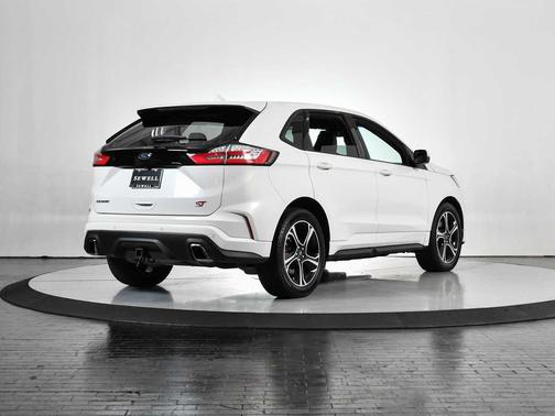 2020 Ford Edge ST