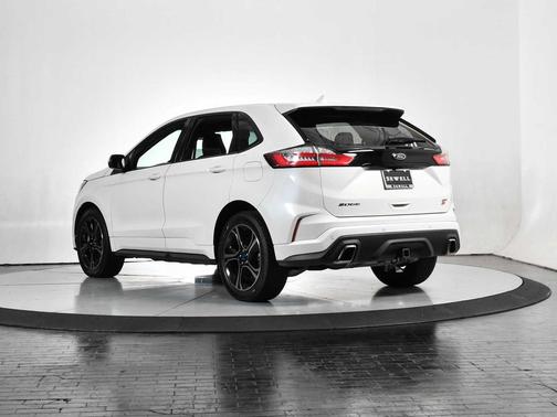 2020 Ford Edge ST