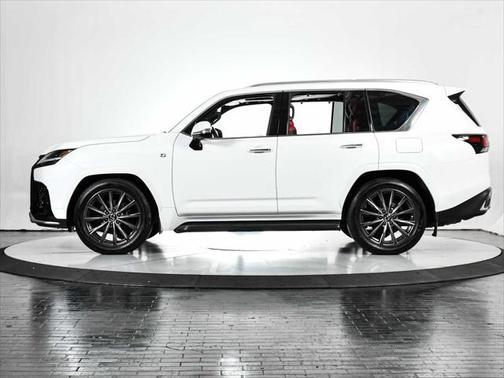2023 Lexus LX 600 Base