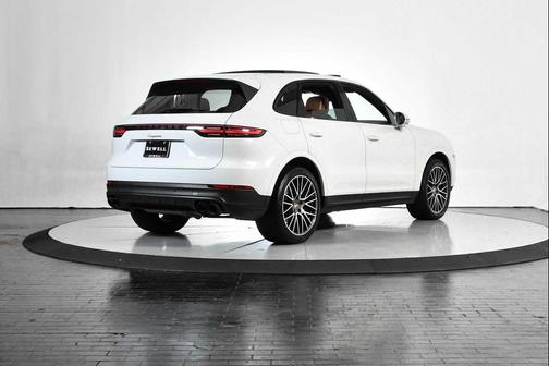 2022 Porsche Cayenne Cayenne