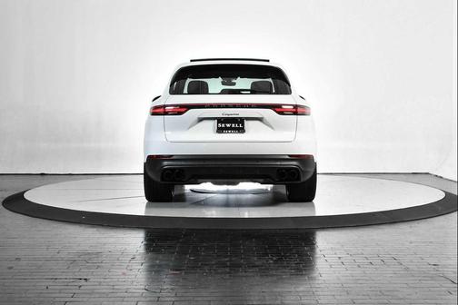 2022 Porsche Cayenne Cayenne