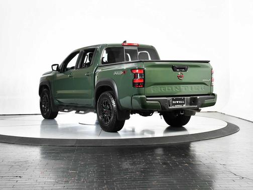 2022 Nissan Frontier PRO-X